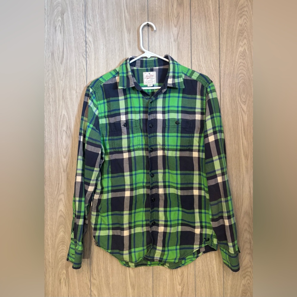 American Eagle Outfitters Green and Blue Plaid Shirt